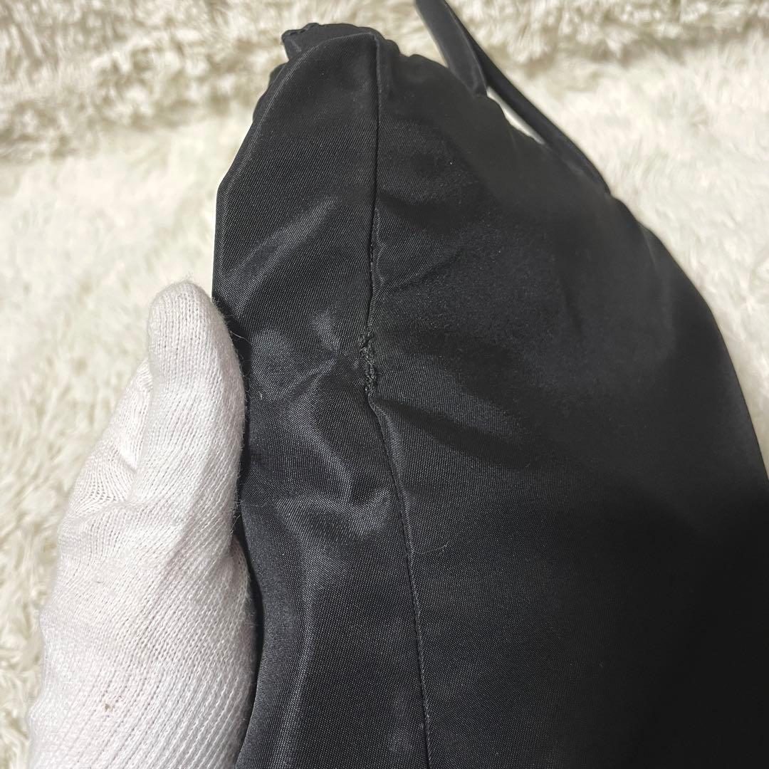 【良品】PRADA プラダ　トートバッグ　ハンドバッグ　ナイロン　ブラック　黒