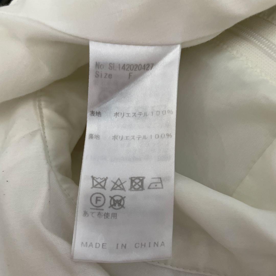 y*k様 シェリエ shellerホワイト ペプラム 半袖 トップス Fサイズ