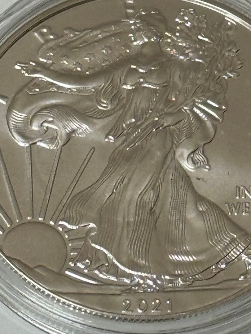 2021年製 アメリカ イーグル銀貨 1オンス 純銀 リバティ 純銀
