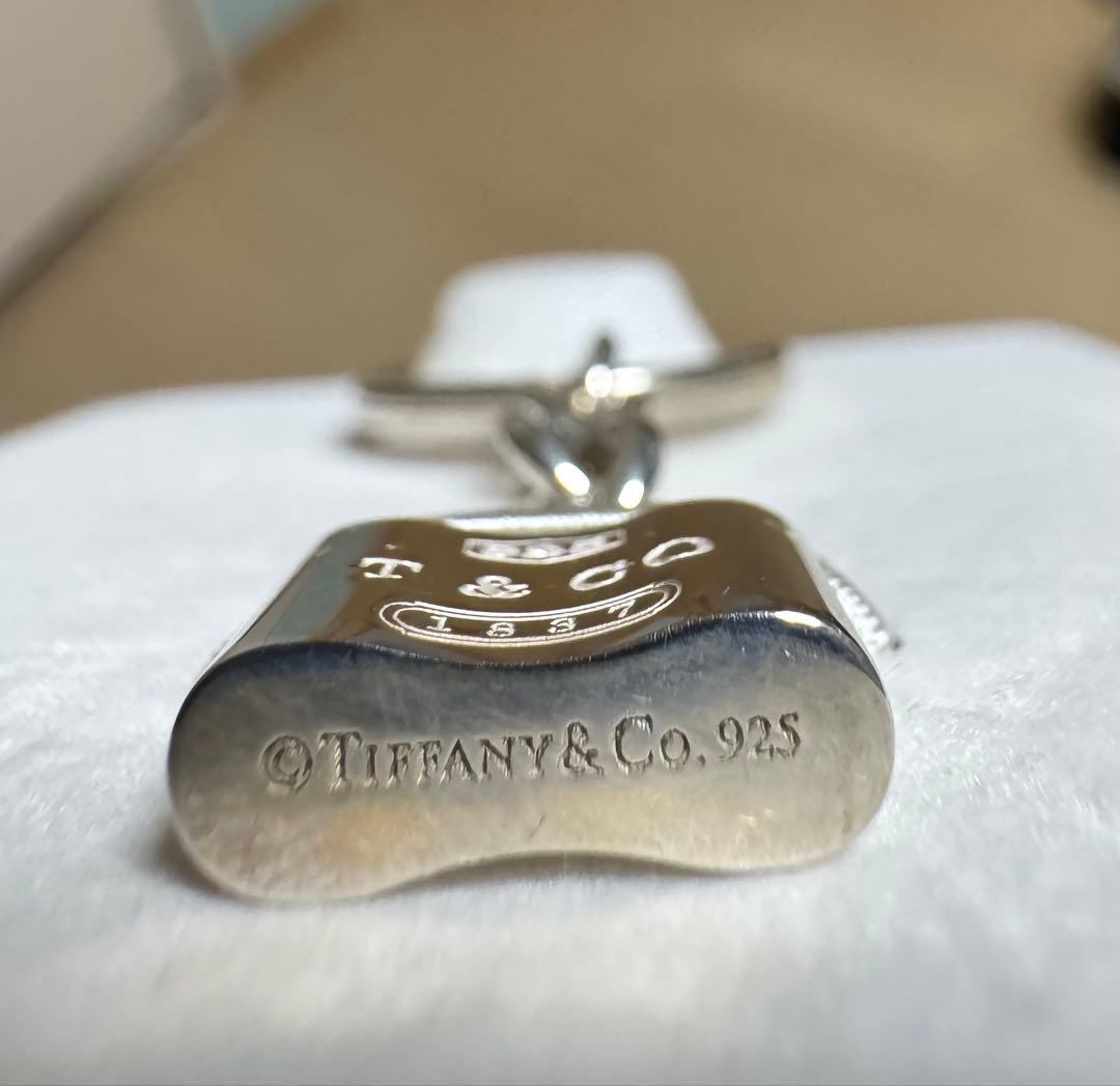 Tiffany & Co. ロック型キーホルダー