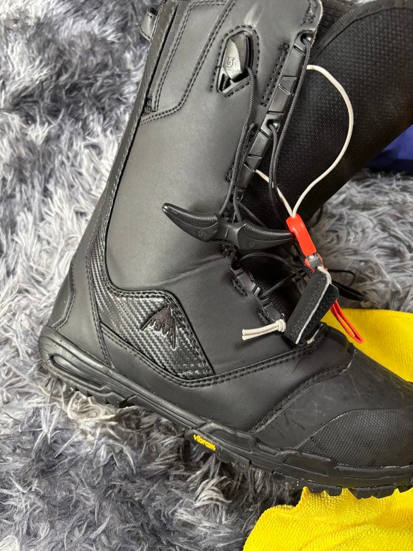 n*h様 Burton D X 28