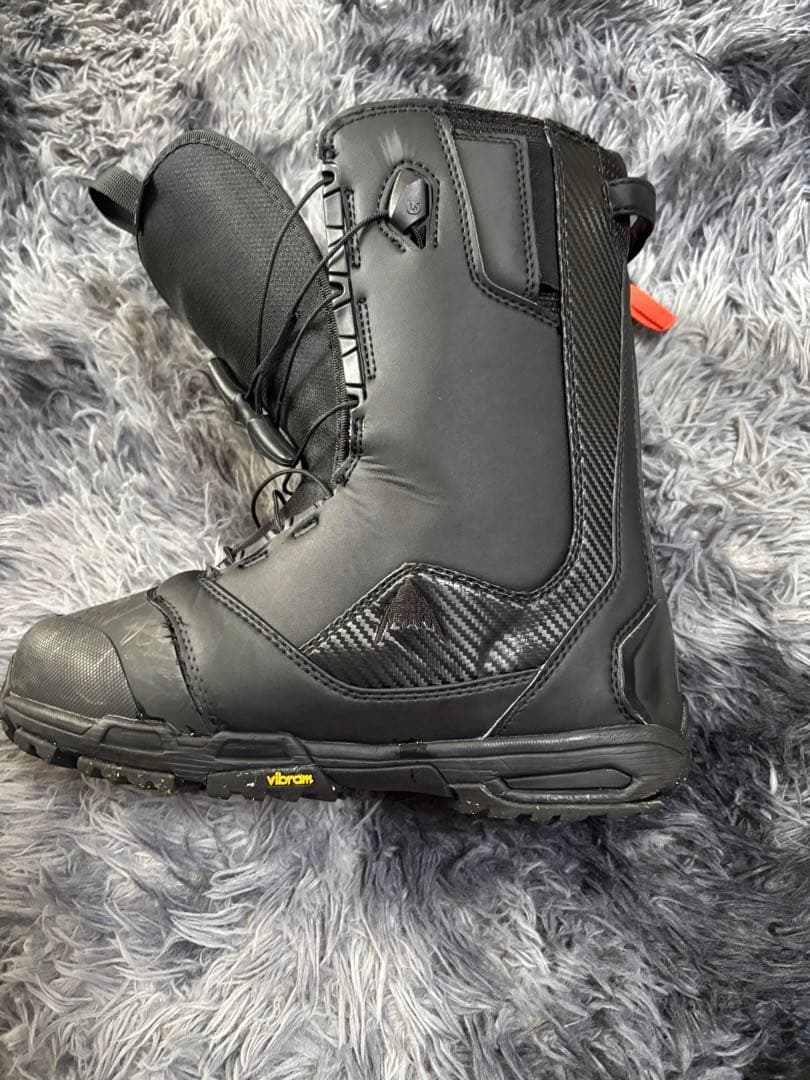 n*h様 Burton D X 28