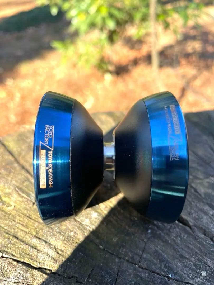 モズ（マットブラック ・ シャイニーブルーリム） / Wシグネチャーモデルおまけ