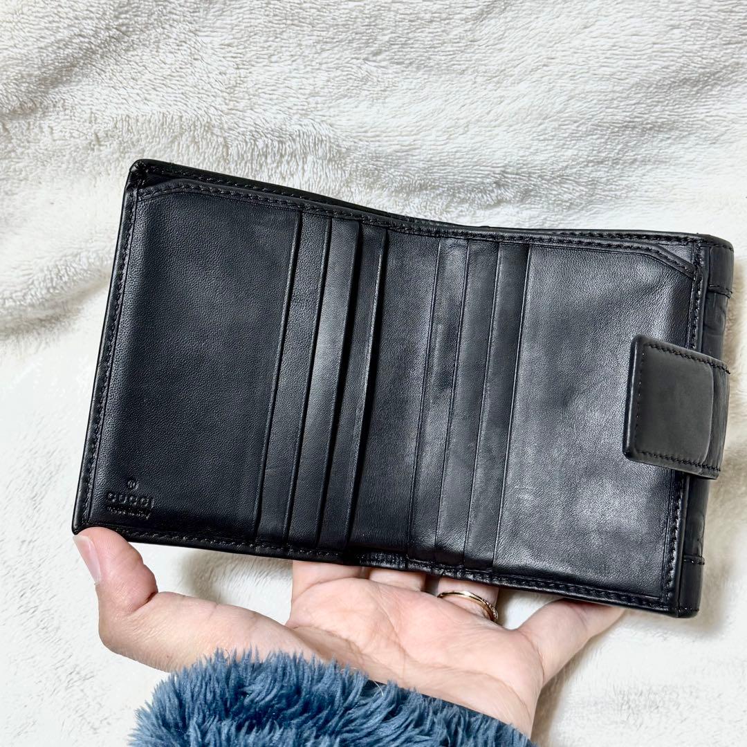 GUCCI グッチ　２つ折り財布　ダブルホック　ブラック　GGロゴ