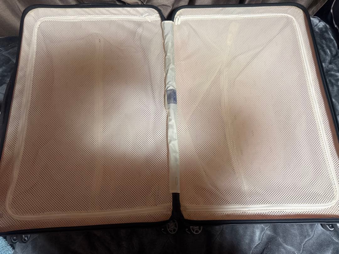 セール軽い！RIMOWA サルサエアー