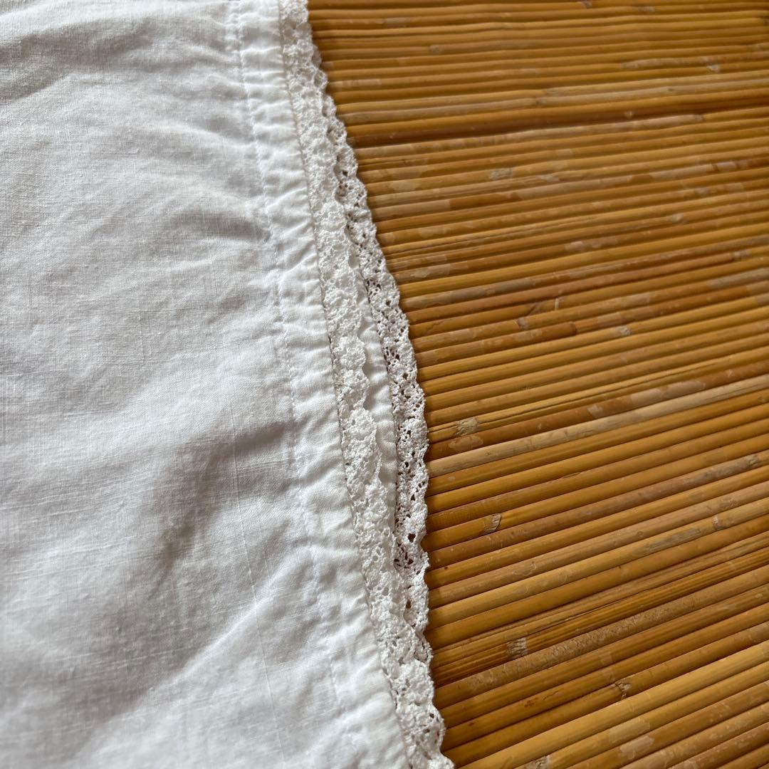 お花刺繍ブラウス