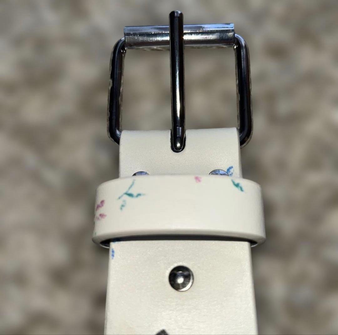 Supreme ロゴ ベルト ホワイトおまけステッカー付き