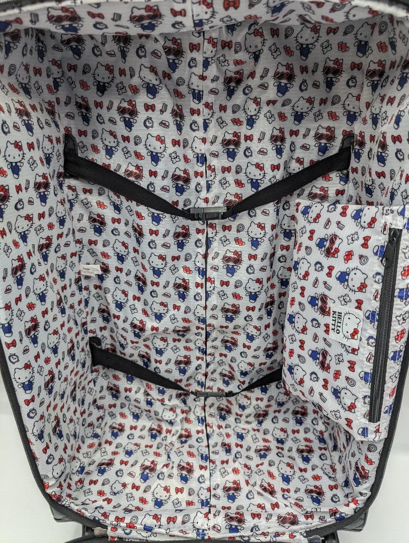 極美品　キティーちゃん キャリーケース　キルティング　サンリオライセンス正規品