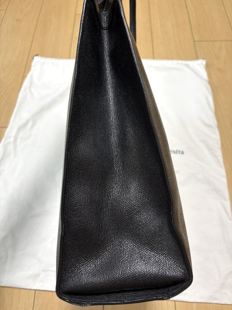美品　Valextra トートバッグ　黒