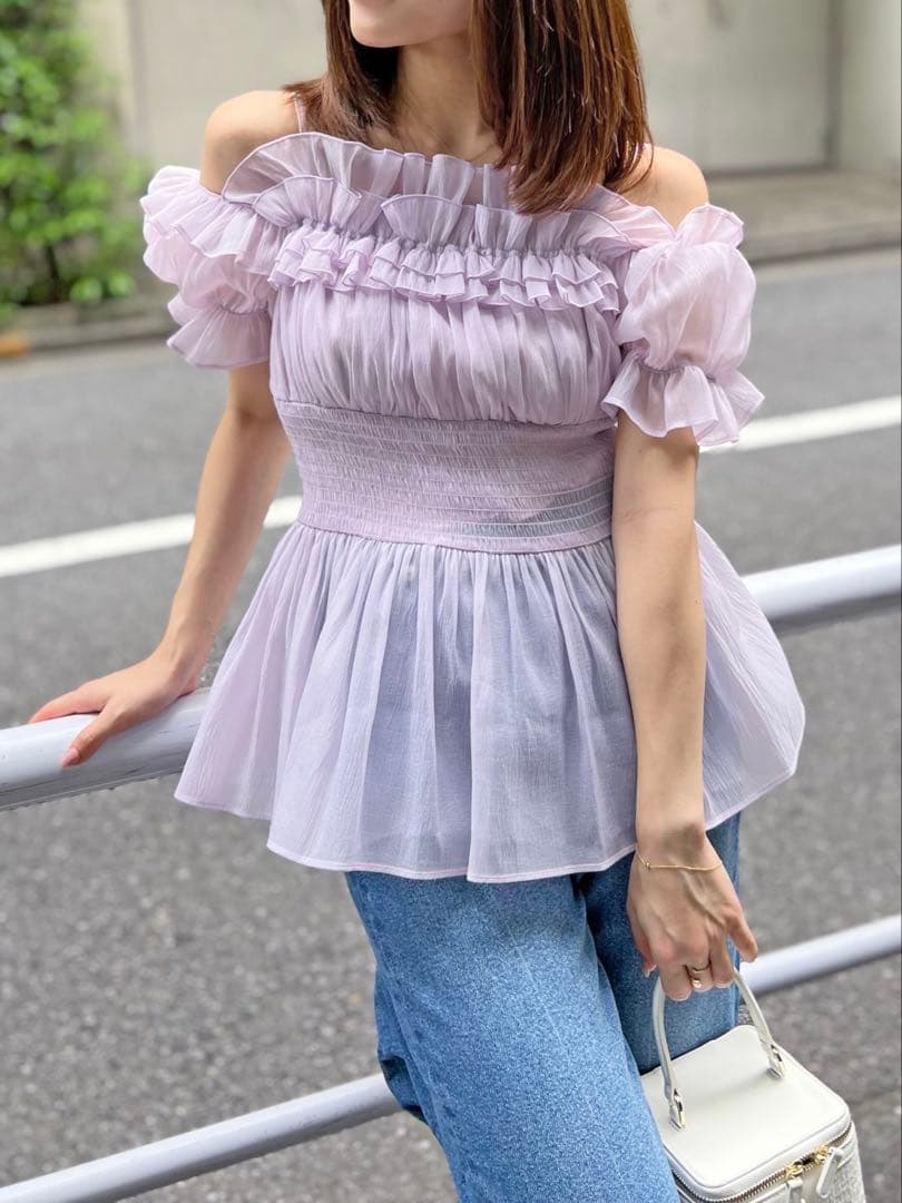 スナイデル　オフショルフリルブラウス　LAV