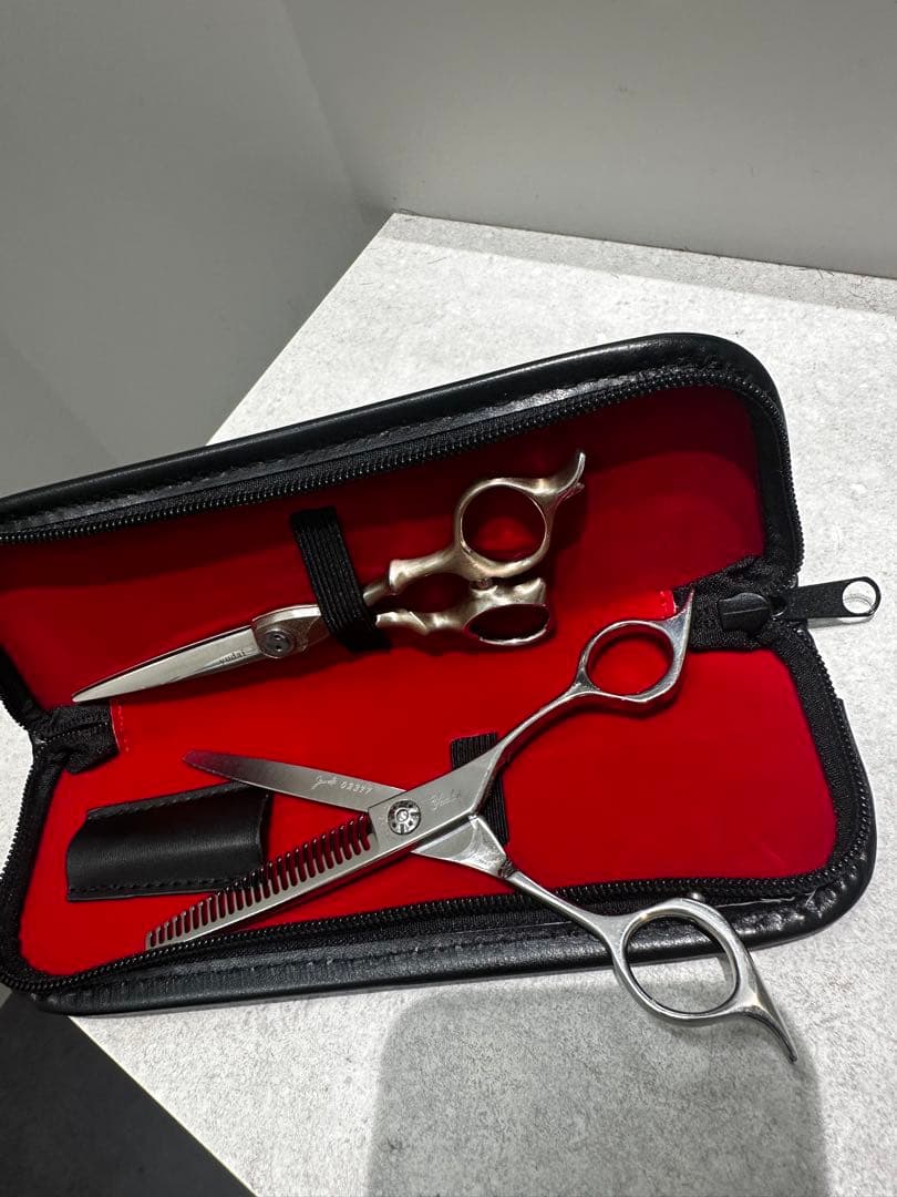 ツンツンさん専用　ハサミ　再度発送のため。