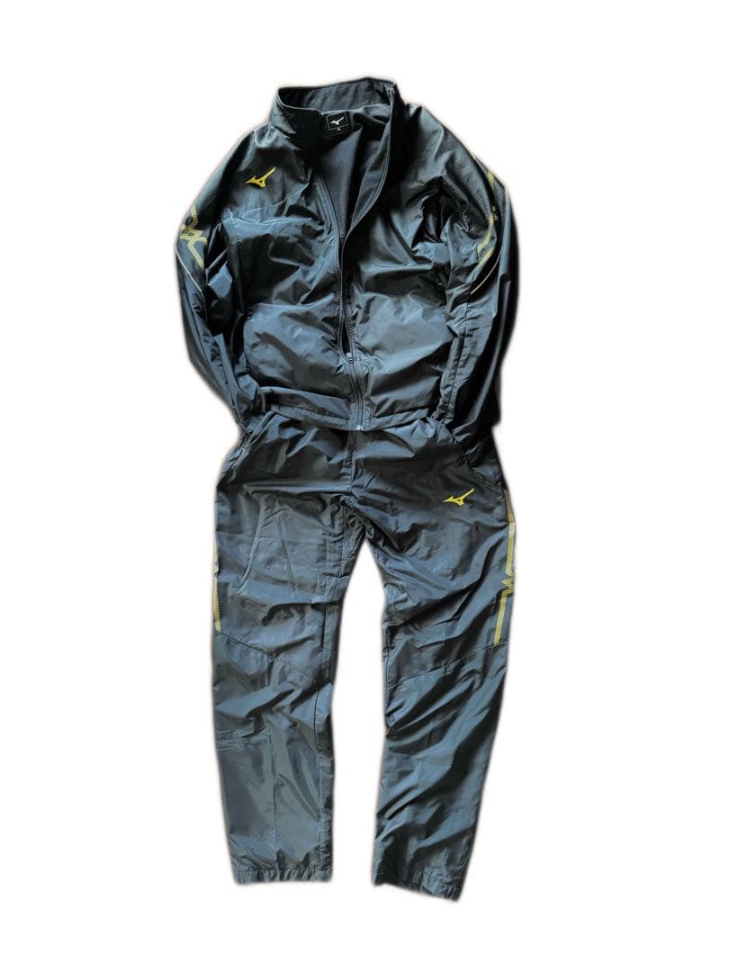 MIZUNOミズノ　トレーニングウェア上下セット　ブラック　ゴールド