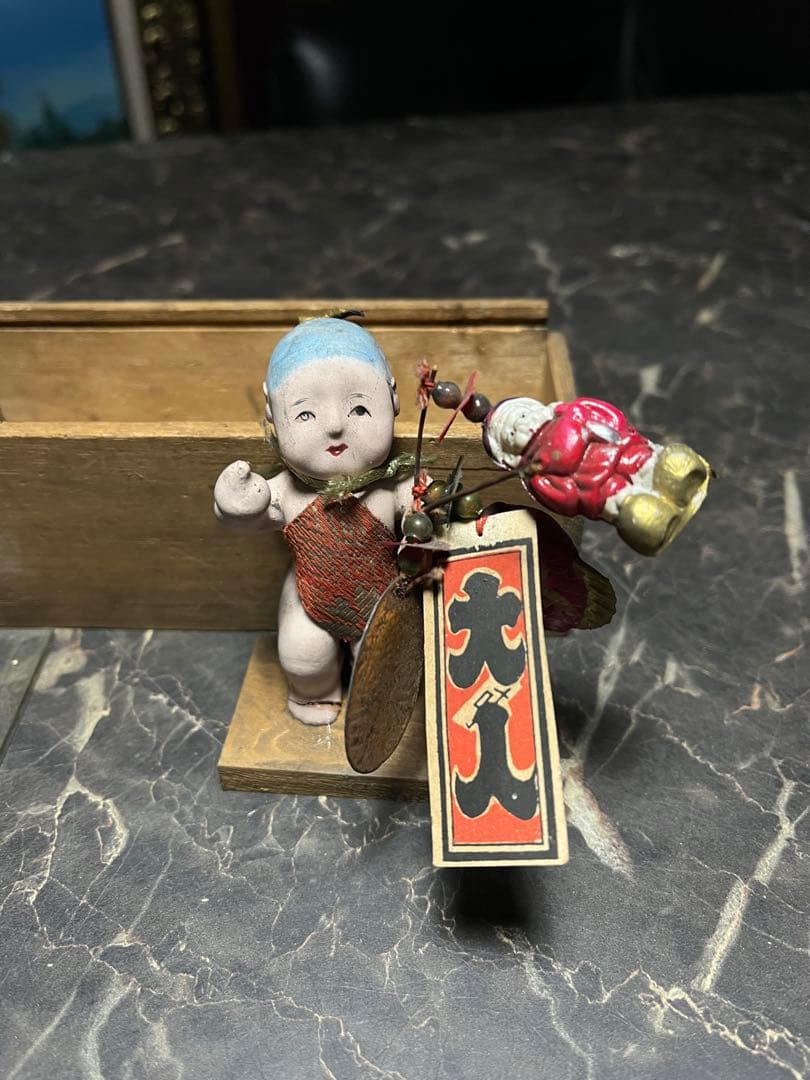 御所人形・江戸時代御所人形、鯛、御台人形・童人形・見立て人形・古いガラスケース入