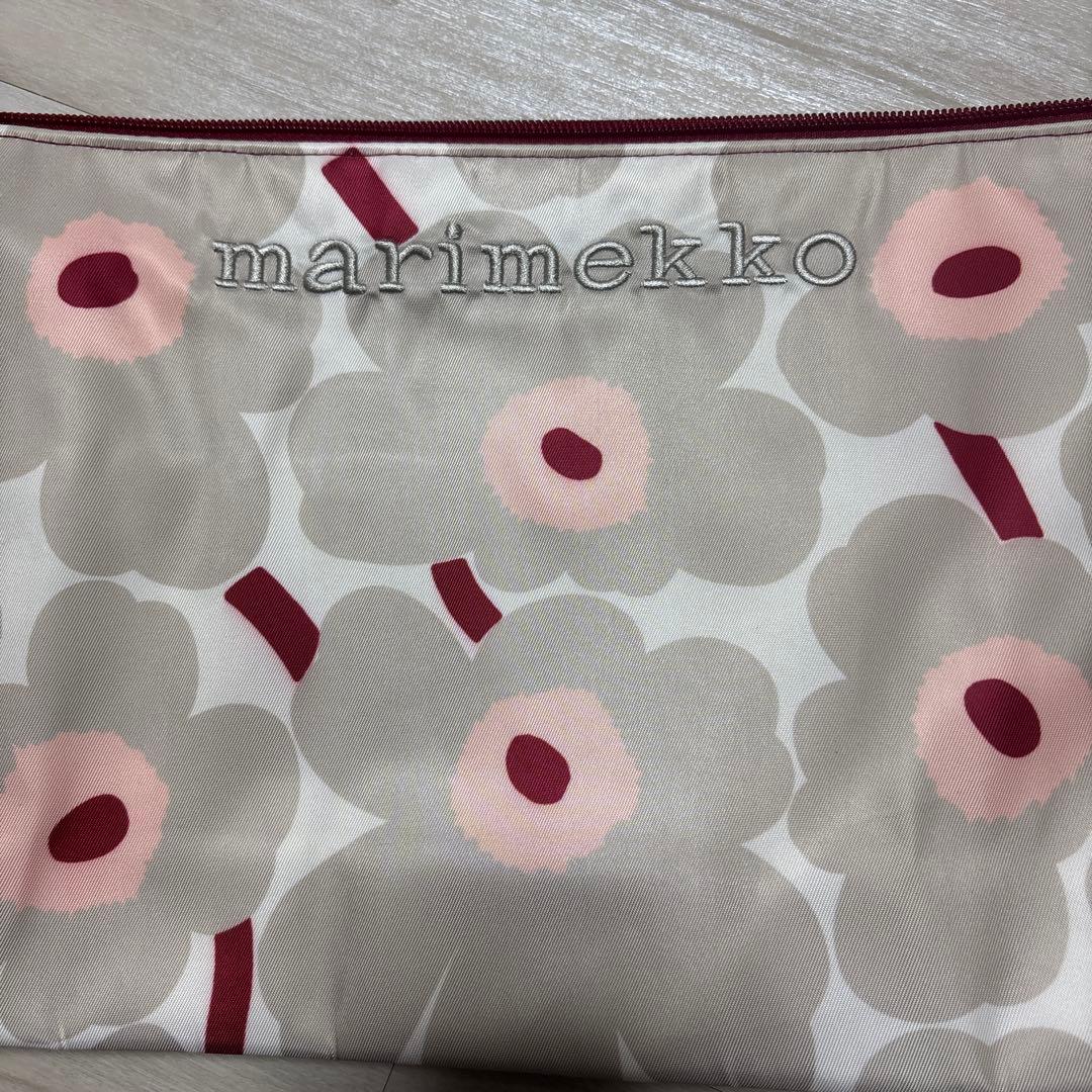 マリメッコ　ポーチ