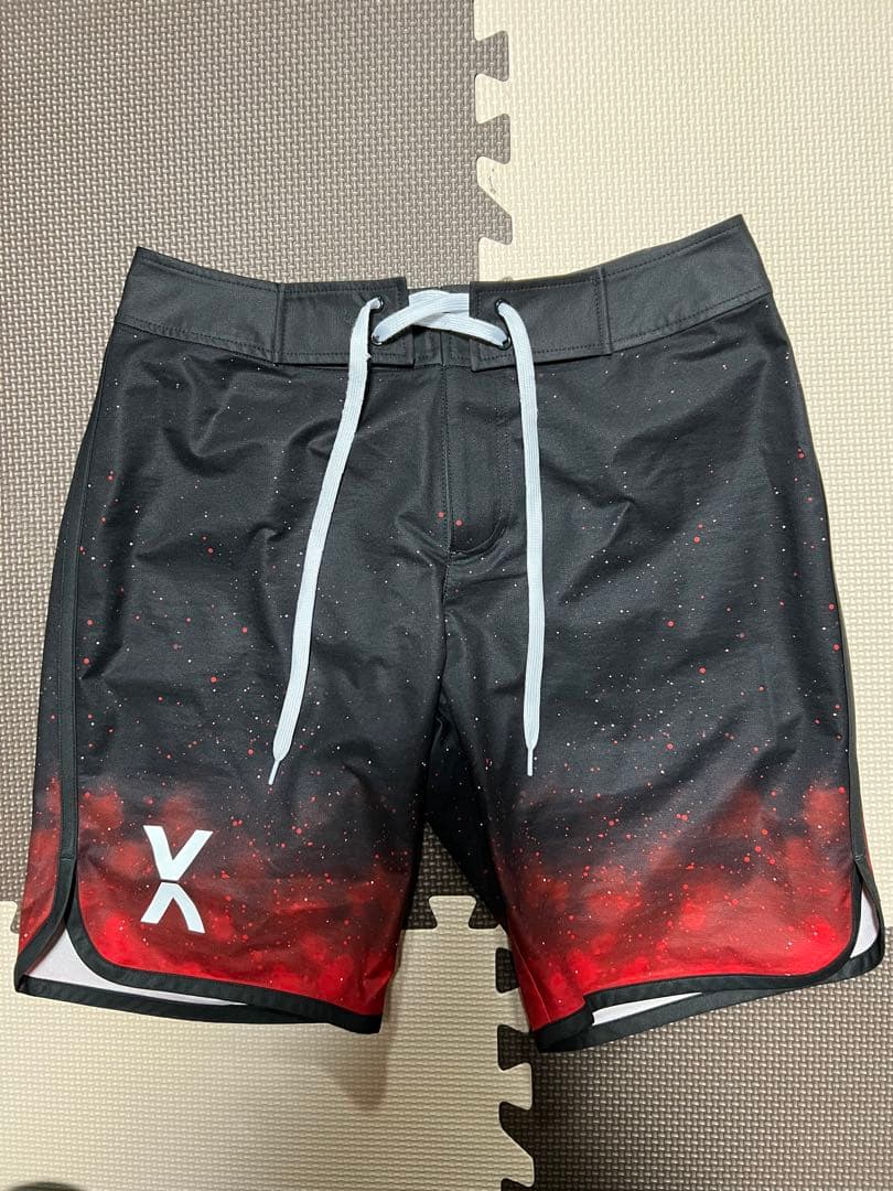 X-VEATM サーフパンツ水着 Mサイズ ブラック レッド