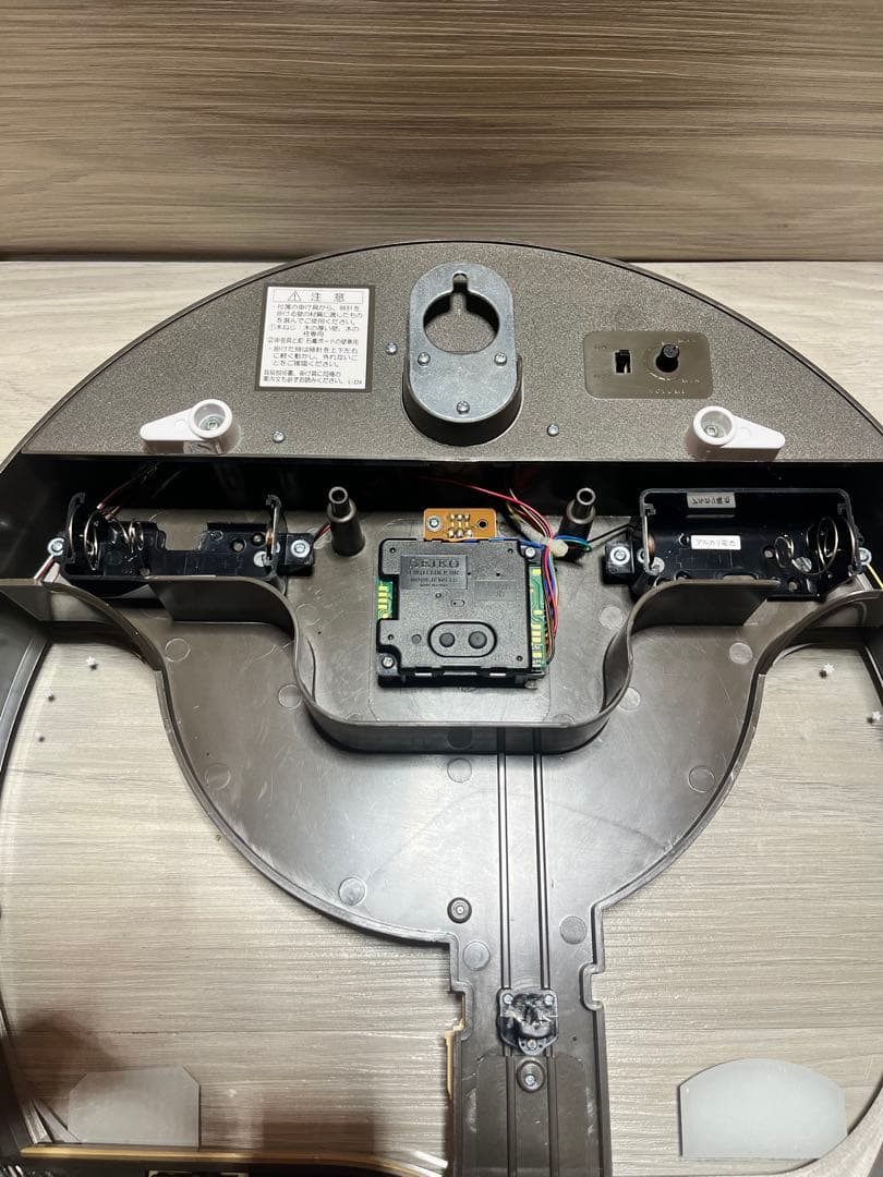 【未使用】セイコー　電波掛け時計　AM236B