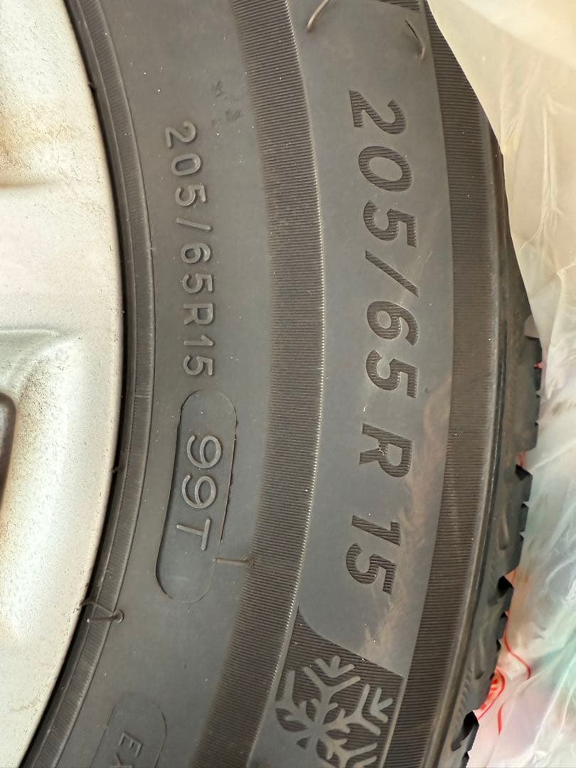 MICHELIN X-ICE  205/65 R15 ホイール付き4本