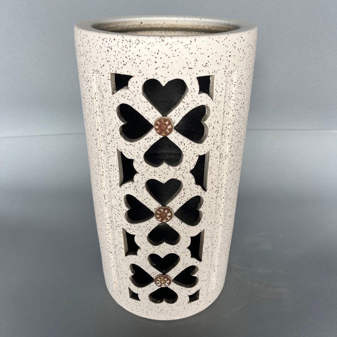 信楽焼傘立て  ハート透かし 高さ42cm