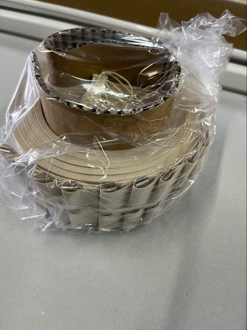 未使用 ベージュ バーチカルブラインド 取り付けキット付き