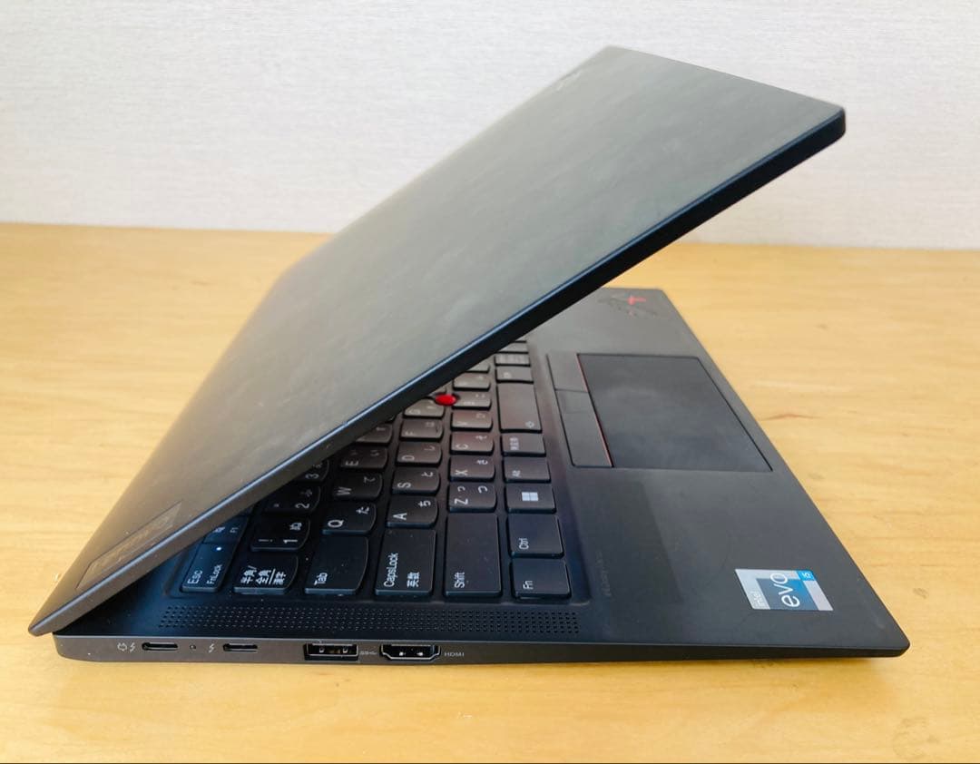 ThinkPad X1 Carbon Gen11/メモリ16GB/office付