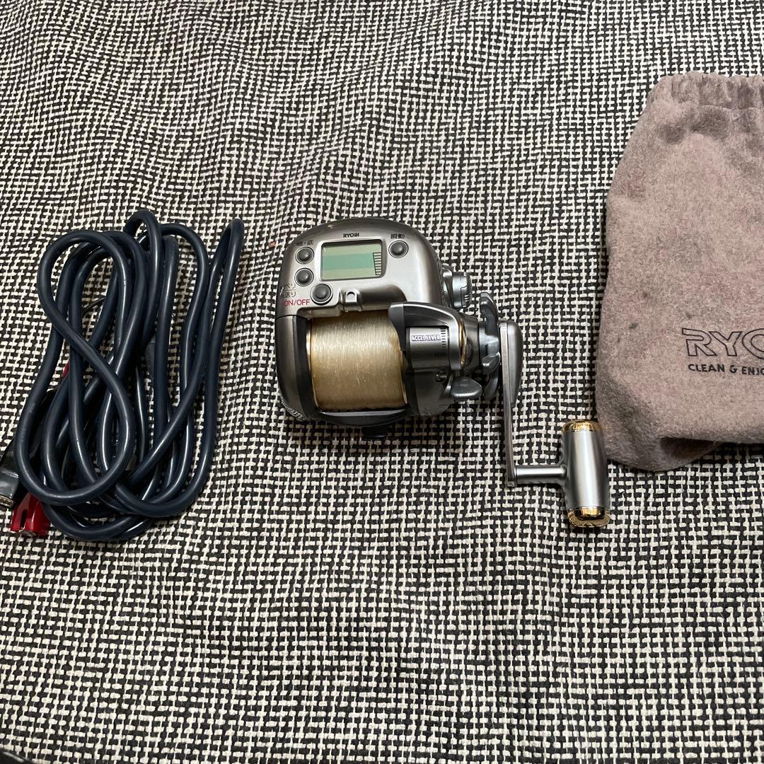 RYOBI 電動リール デジタルディスプレイ付きVS700AC