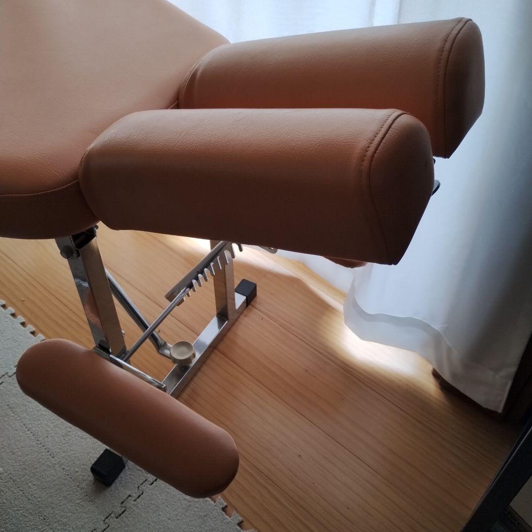 治療ベッド 施術ベッド 整体　マッサージ
