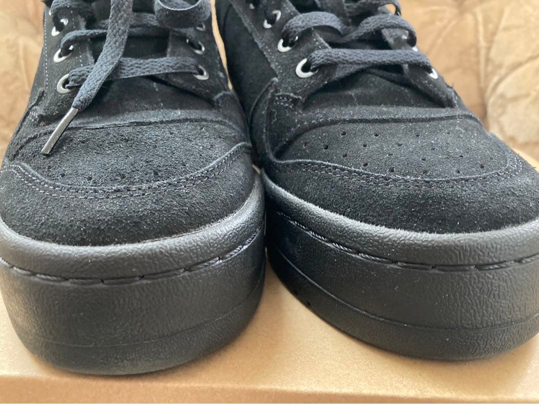 adidas（アディダス）スニーカー コアブラック 黒レディース 厚底　26.5