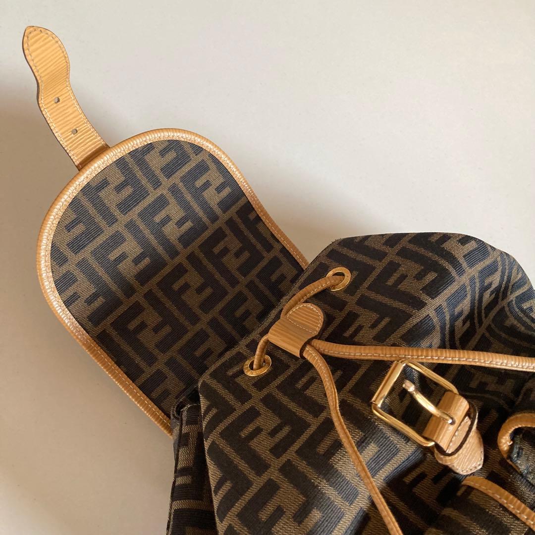 希少✨美品　FENDIフェンディ リュック バッグ バッグパック　ズッカ柄