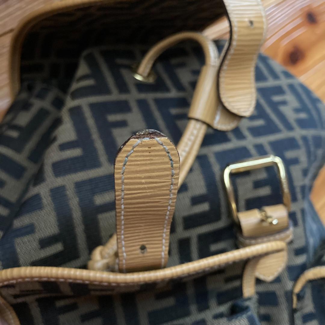 希少✨美品　FENDIフェンディ リュック バッグ バッグパック　ズッカ柄