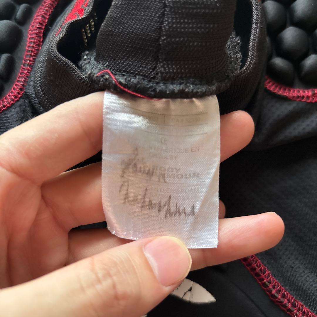 ラグビーセット売り（肩パット、短パン、ユニフォーム、ソックス、ヤッケ、ヘッキャ）