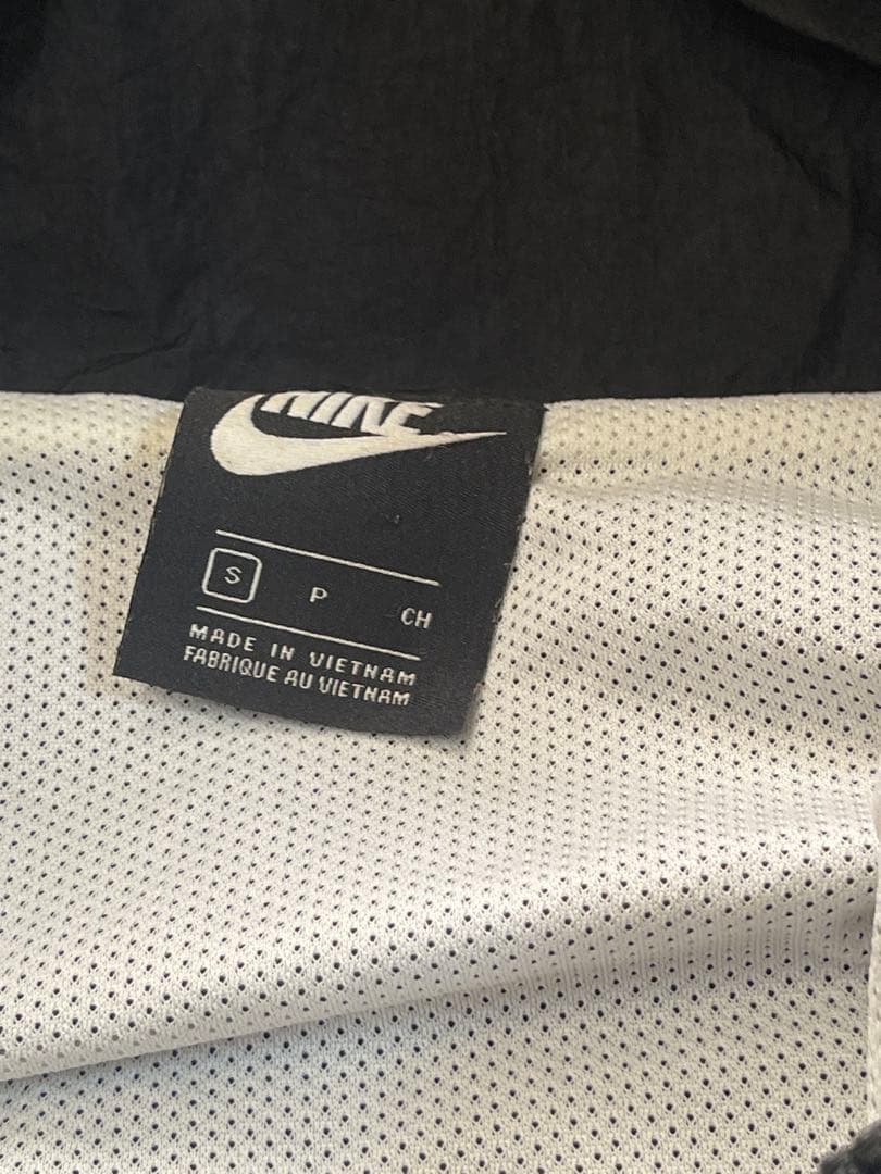 NIKE ナイロン セットアップ 刺繍ロゴ 上下 S 未使用級