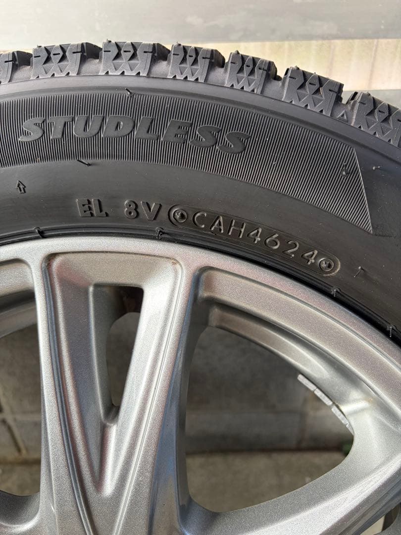 ブリヂストン スタッドレスタイヤ 14インチ ホイール付き