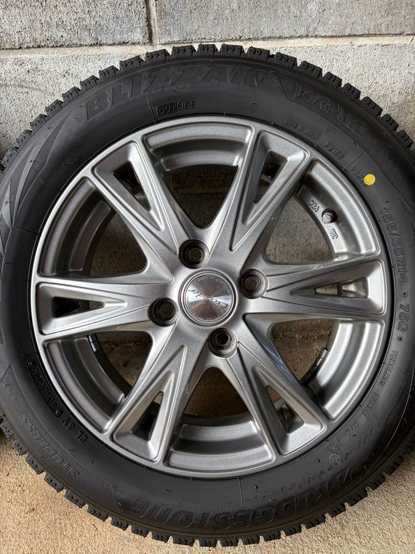 ブリヂストン スタッドレスタイヤ 14インチ ホイール付き