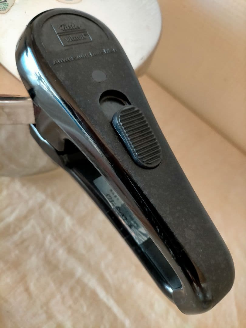 Fissler vitavit  圧力鍋 4.5L 新品