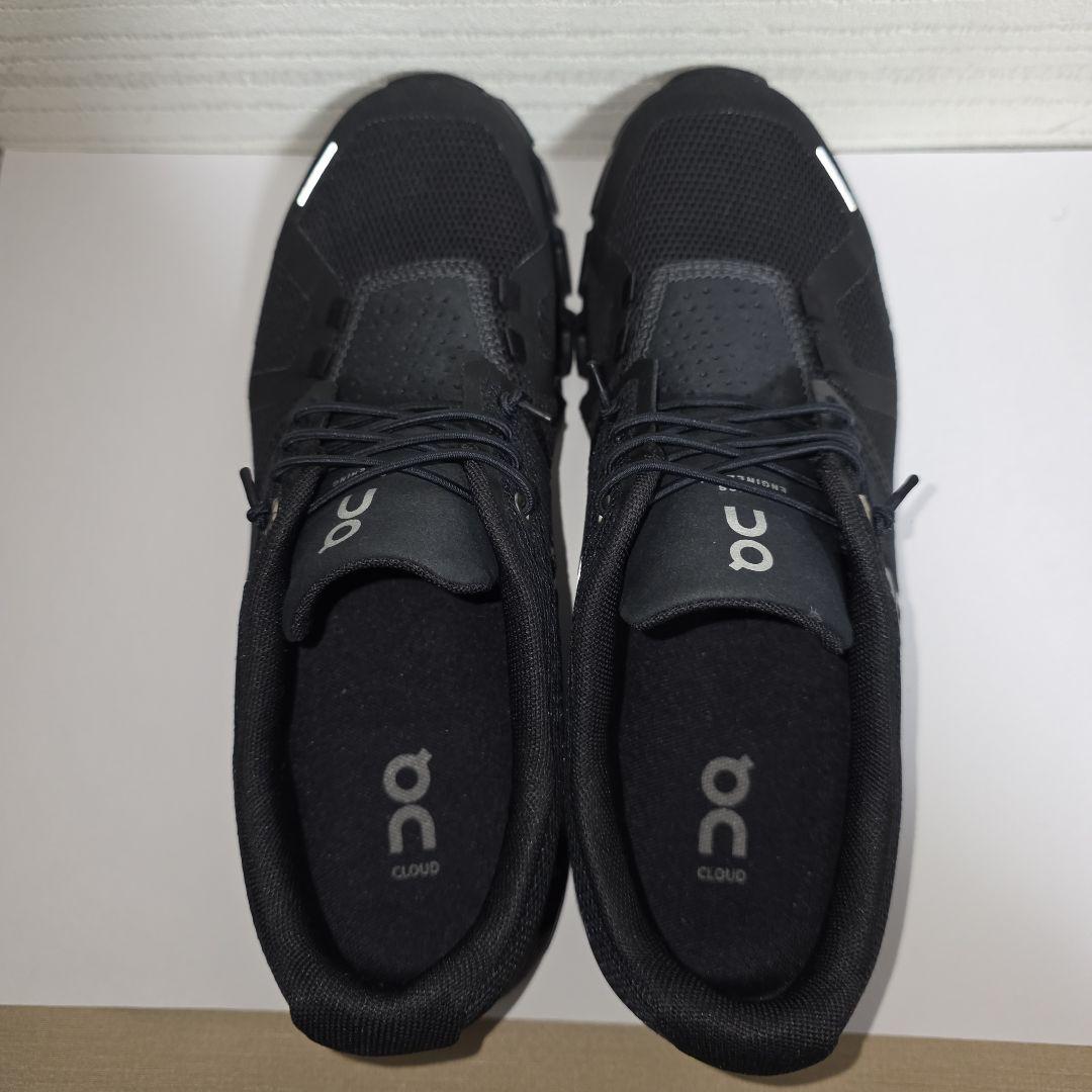 オン　On　クラウド5　ローカットスニーカー　黒　25cm