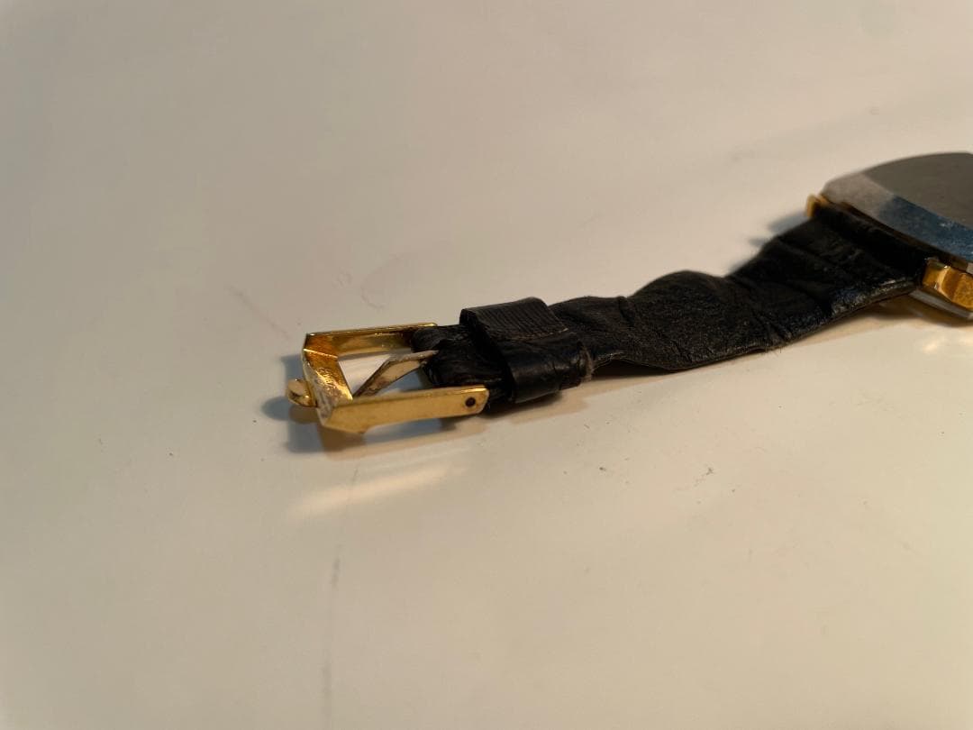 オメガ 手巻き アナログ時計 ゴールド