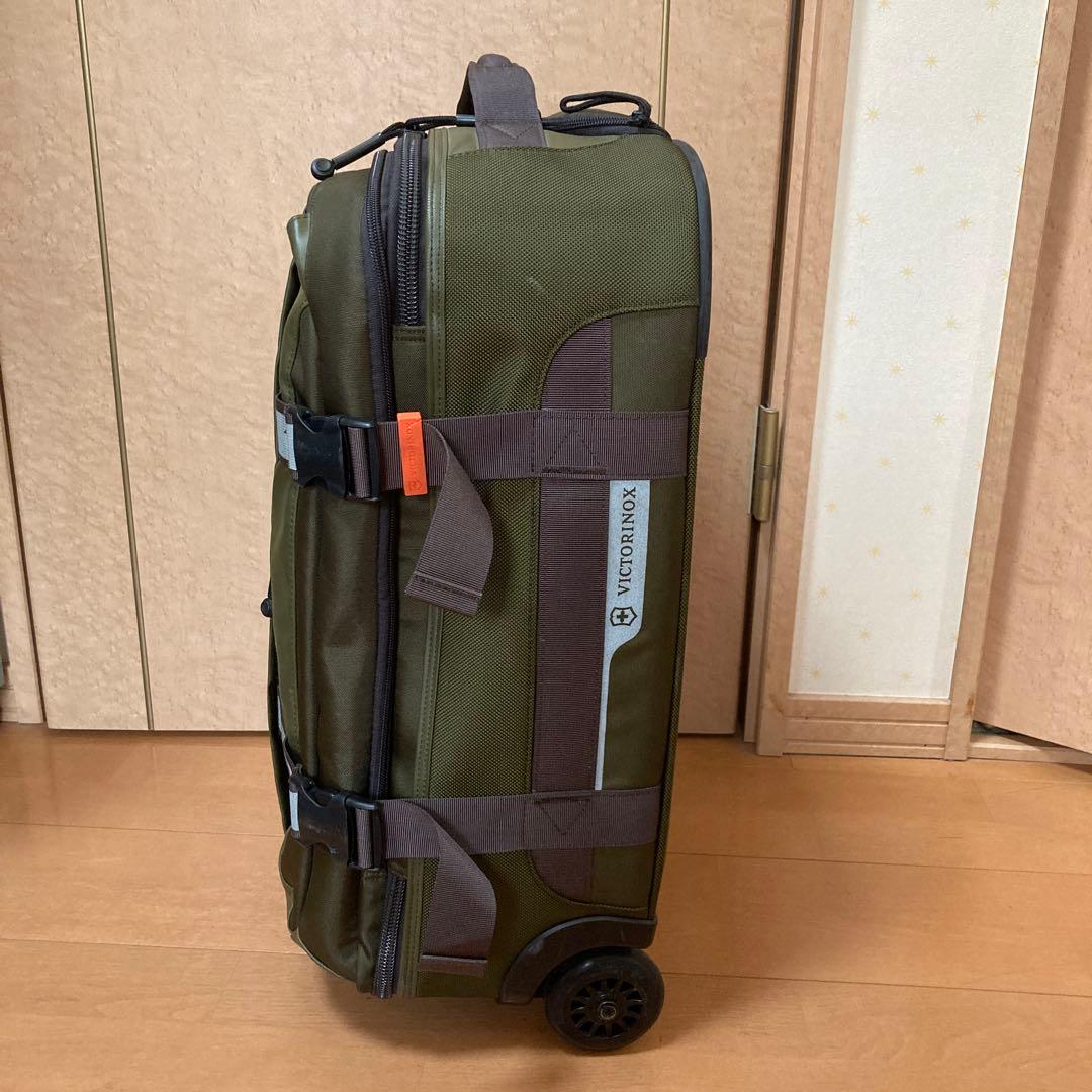 ビクトリノックス　スーツケース
