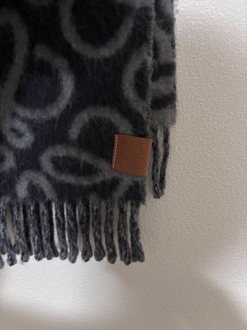LOEWE マフラー モノグラム