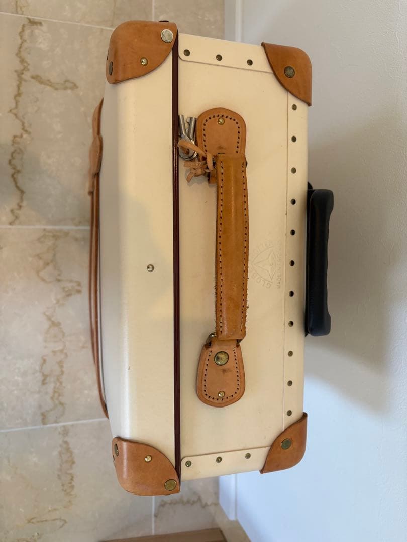 クレソン！グローブトロッター（GLOBE TROTTER）サファリ