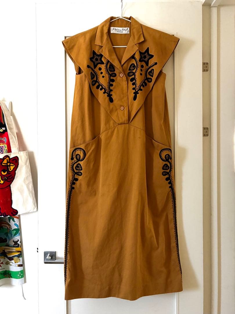 ブラウン ロープ刺繍 ノースリーブ ワンピース