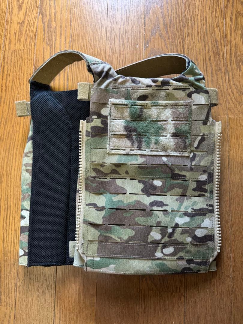 個人装備 Satan's Beetle Plate Bag