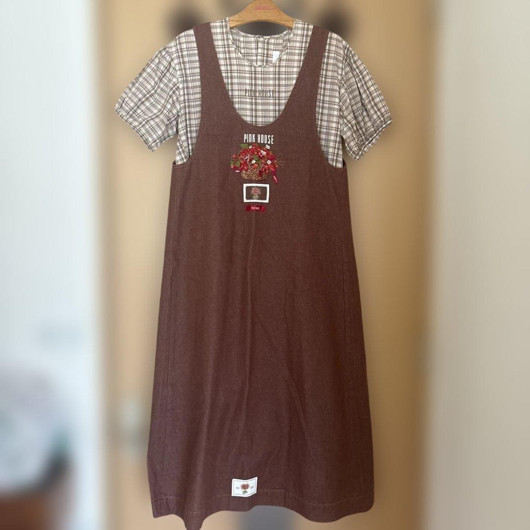 く*ん様 PINK HOUSE ダブリエ　リバーシブル苺総柄