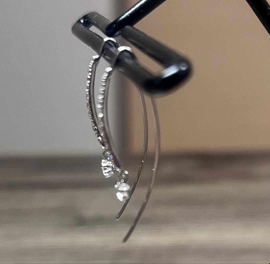 k18WG ダイヤ フック ピアス 0.30ct スウィング