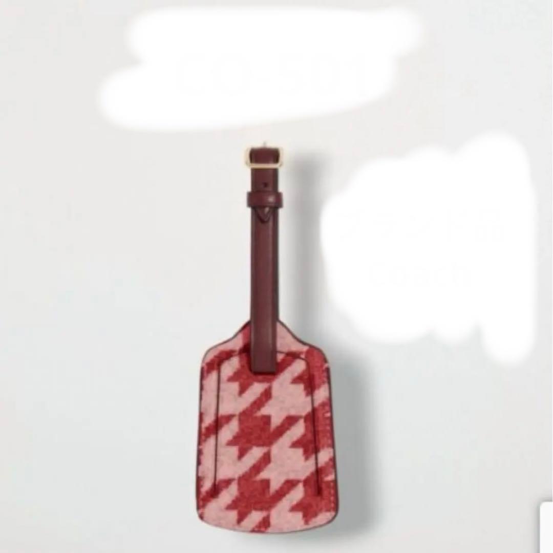 未使用 未開封 美品 コーチラゲッジタグ 千鳥格子柄 荷物タグ ピンク レッド