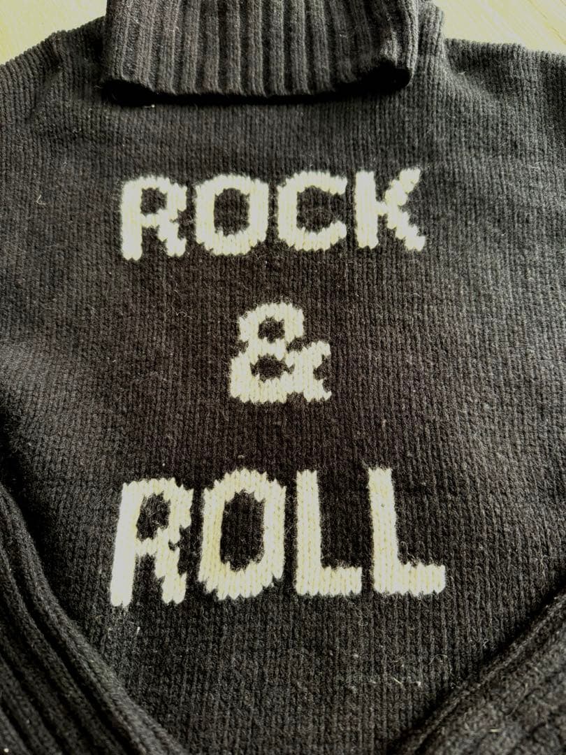 Zadig & Voltaireタートルネックニット