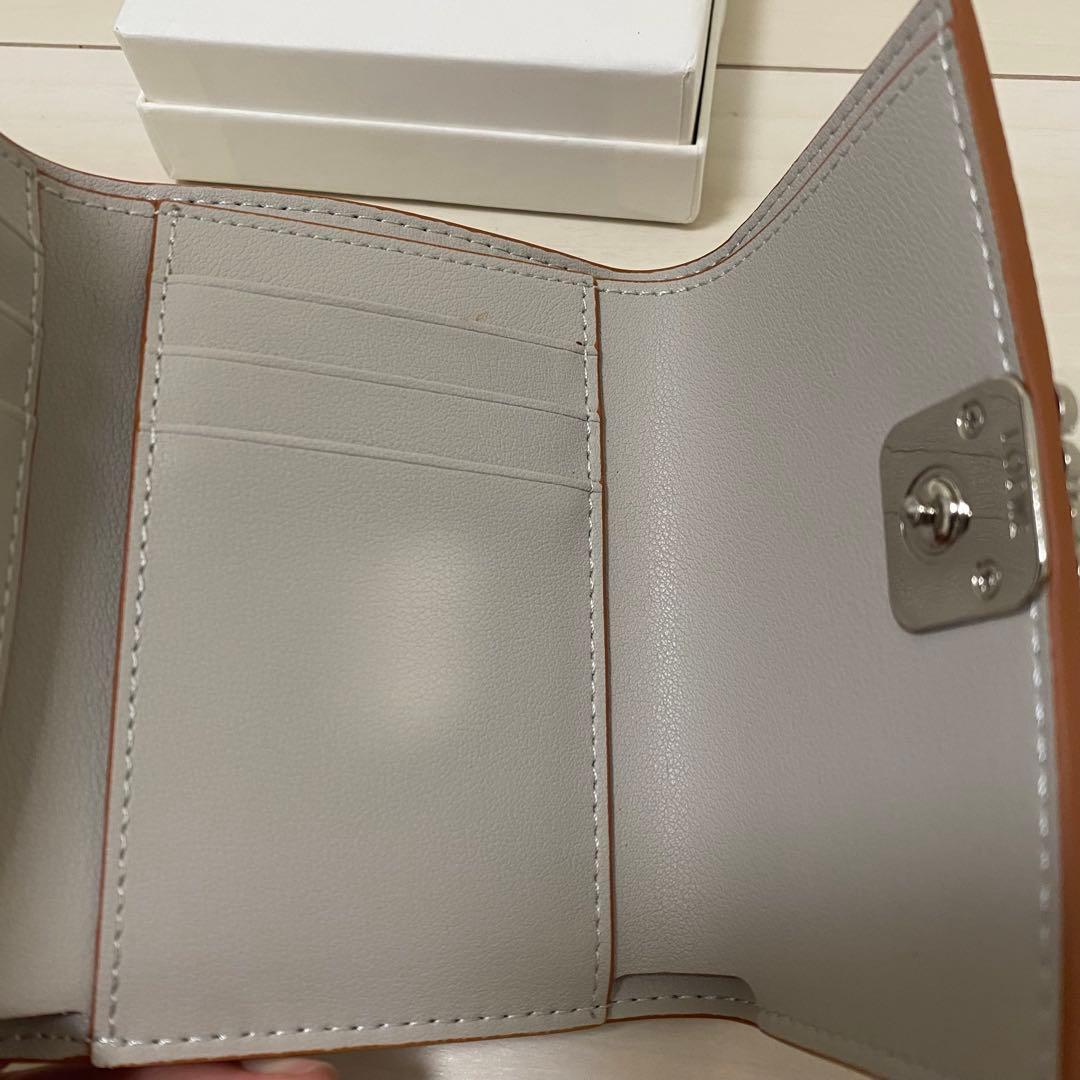 Nga Nguyen  LOEWE ロエベ アナグラム 三つ折り 財布
