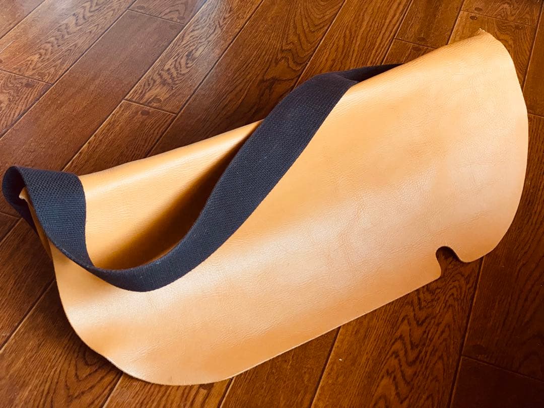 Uni&Co ユニアンドコー メッセンジャーバッグ ブラウニー イエロー L牛革