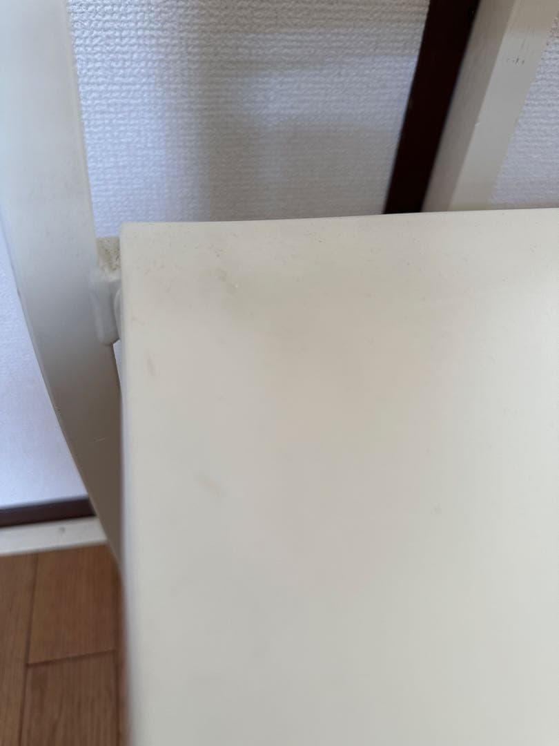 早い者勝ちIKEA MELLTORP ホワイト ダイニングチェア シンプル