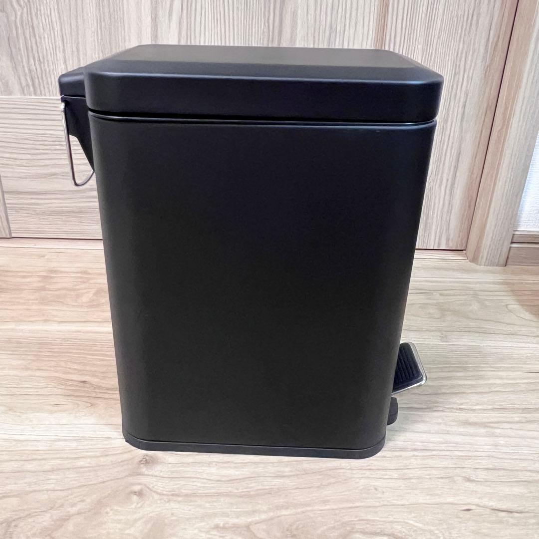 ソフトクローズ 四角形 ゴミ箱 5L 袋のズレ防止クリップと蓋付き 小型 ごみ箱
