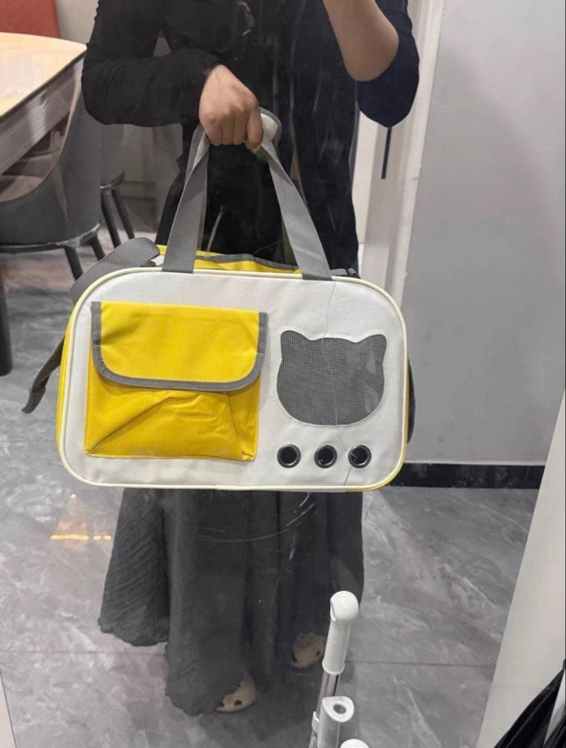 猫用キャリーバッグ ホワイトとイエロー